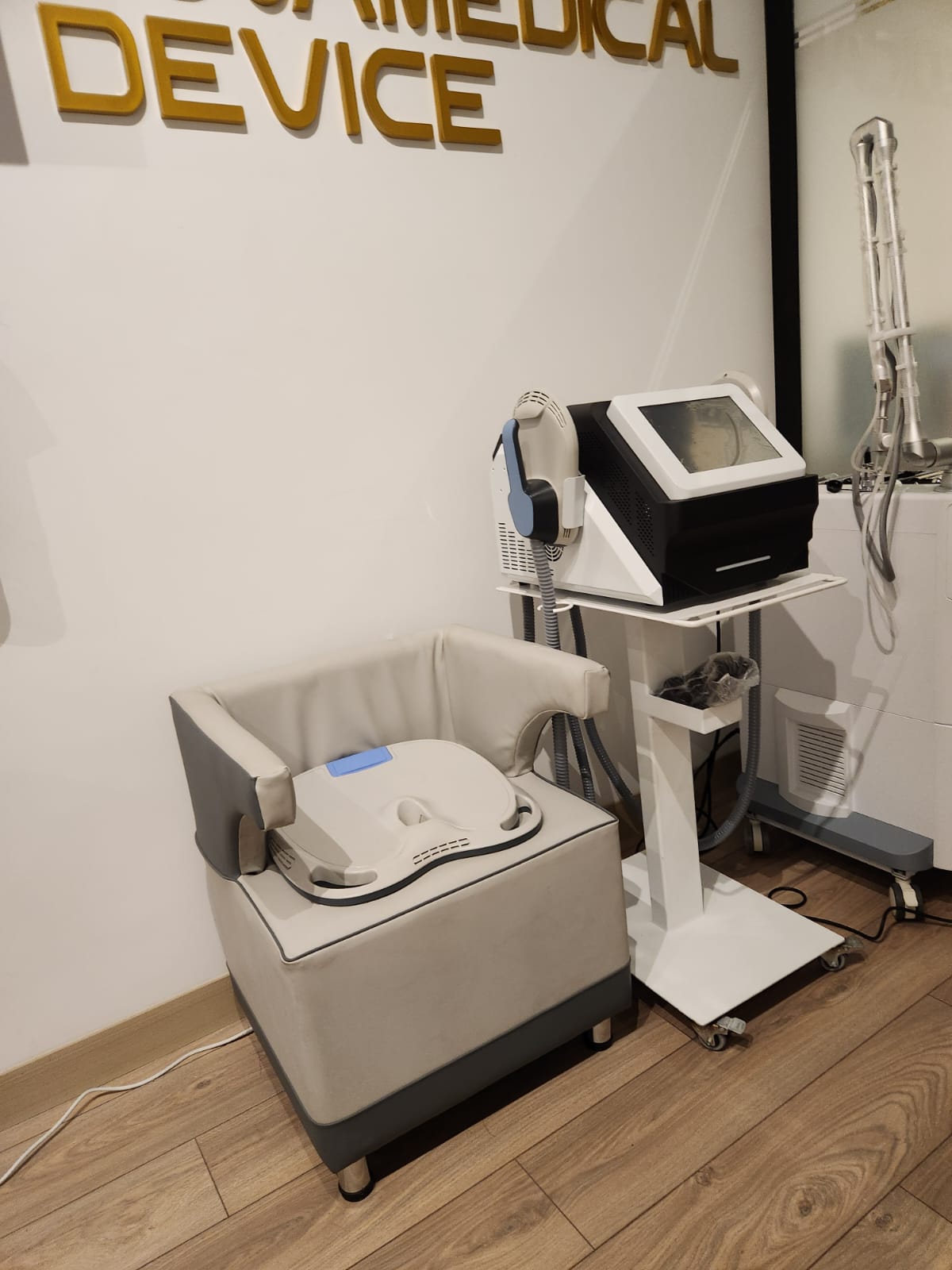 HIFEM Pack: Sillón Pélvico + 2 Brazos Musculares
